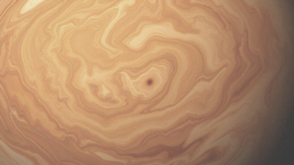 Jakie zjawiska atmosferyczne występują na Jowiszu?